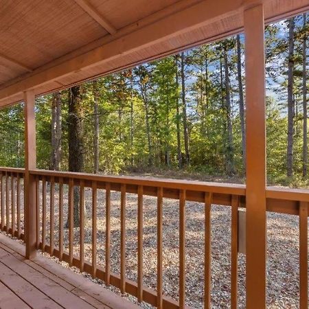 Misty Moonlight, Sleeps 4, Mountain Cabin Appartement Broken Bow Buitenkant foto